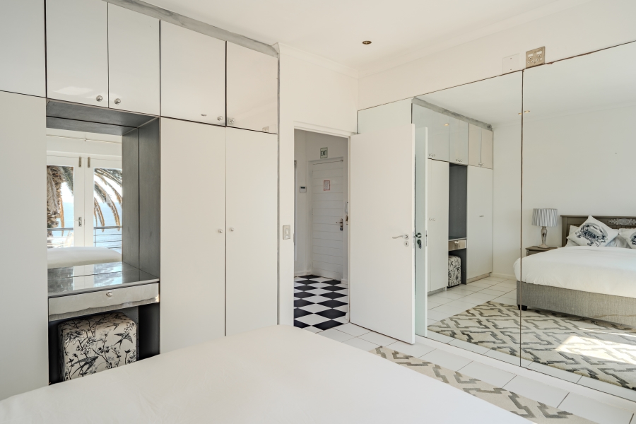 To Let 2 Bedroom Property for Rent in Camps Bay Western Cape